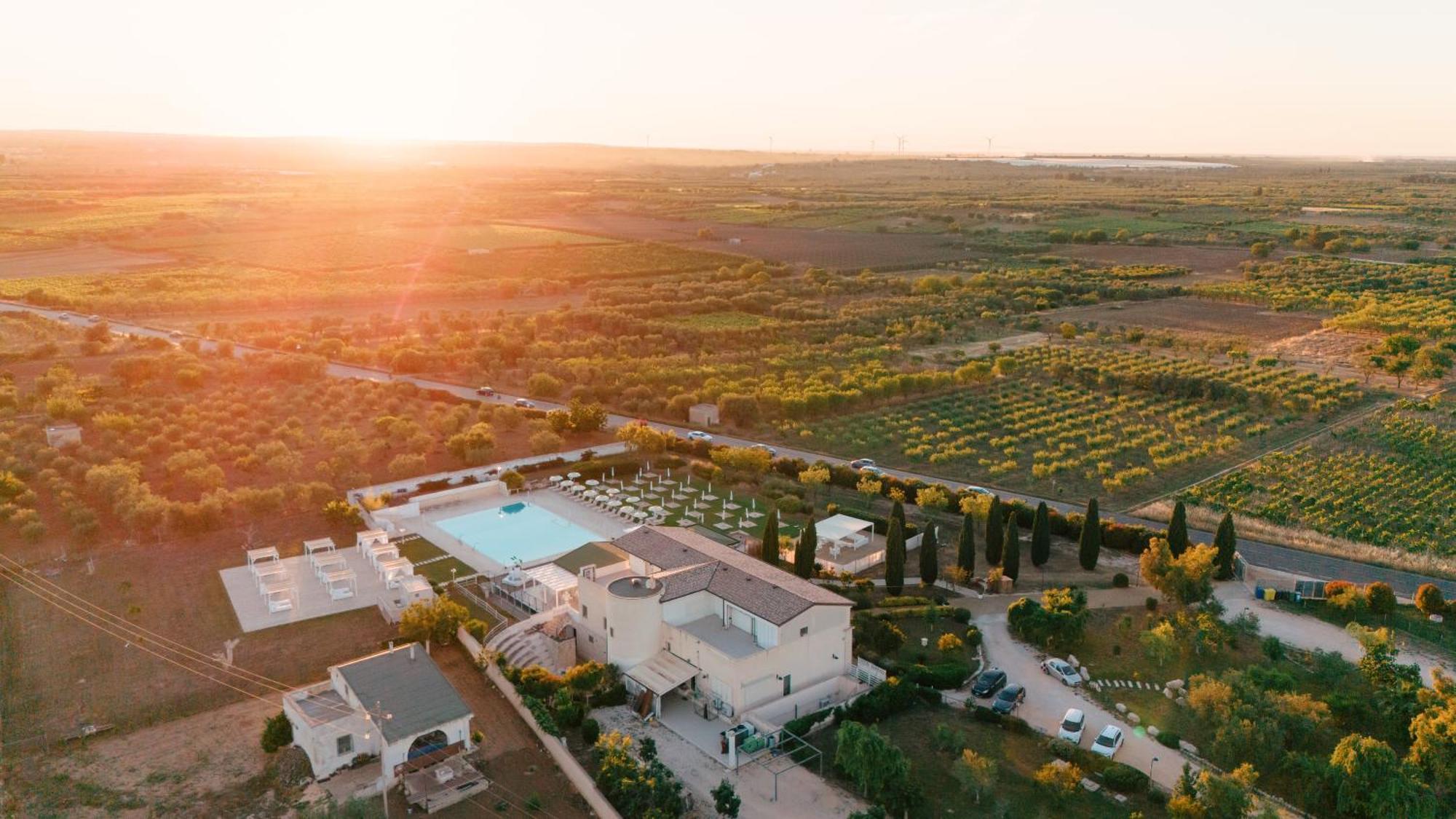 Bed and Breakfast Zyra Garden Club Acquaviva delle Fonti Exterior foto