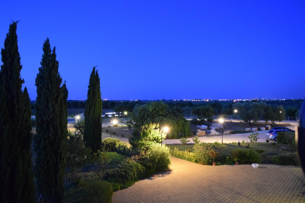 Bed and Breakfast Zyra Garden Club Acquaviva delle Fonti Exterior foto
